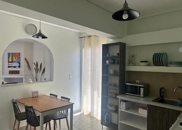 Athena\'S Sea View Apartment
